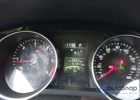 2015 Volkswagen Jetta 2.0L Tdi Se z USA, uszkodzony, nr VIN 3VWLA7AJ9FM262340